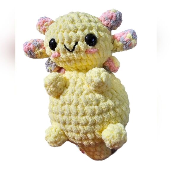 Crochet Axolotl Plushie Strawberry Banana Sundae Sparkle Stuffed Animal - Picture 1 of 4